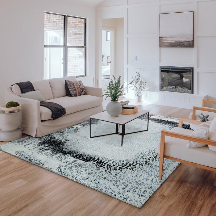 Inner Space 8x10 Ivory/Grey Wool and Silk