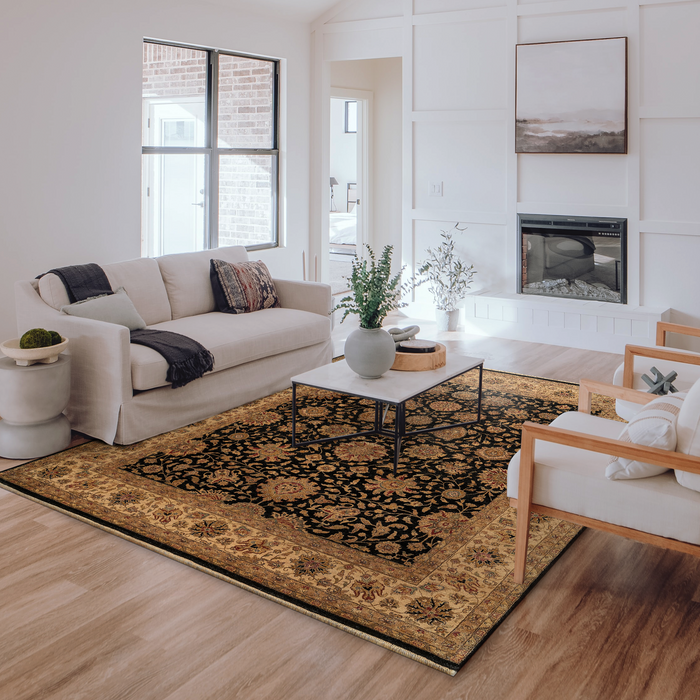 Agra 8x10 Black/Ivory Wool