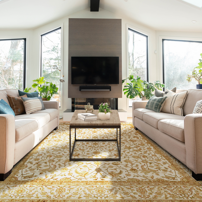 Varanasi 8x10 Beige/Light Green Wool and Silk Embossed