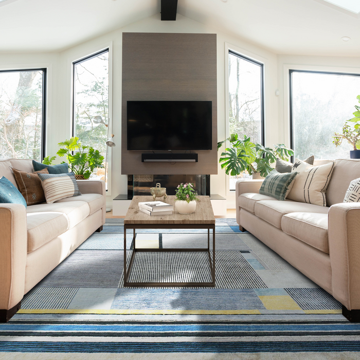 Bauhaus 8x10 Silk and Wool