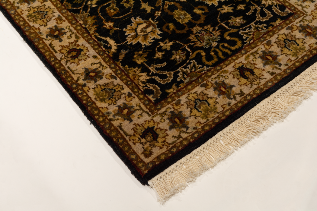 Premiere 2x3 Black/Ivory Wool A