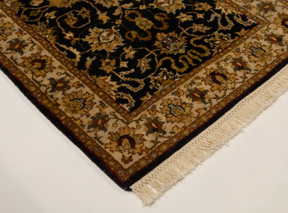 Premiere 2x3 Black/Ivory Wool C