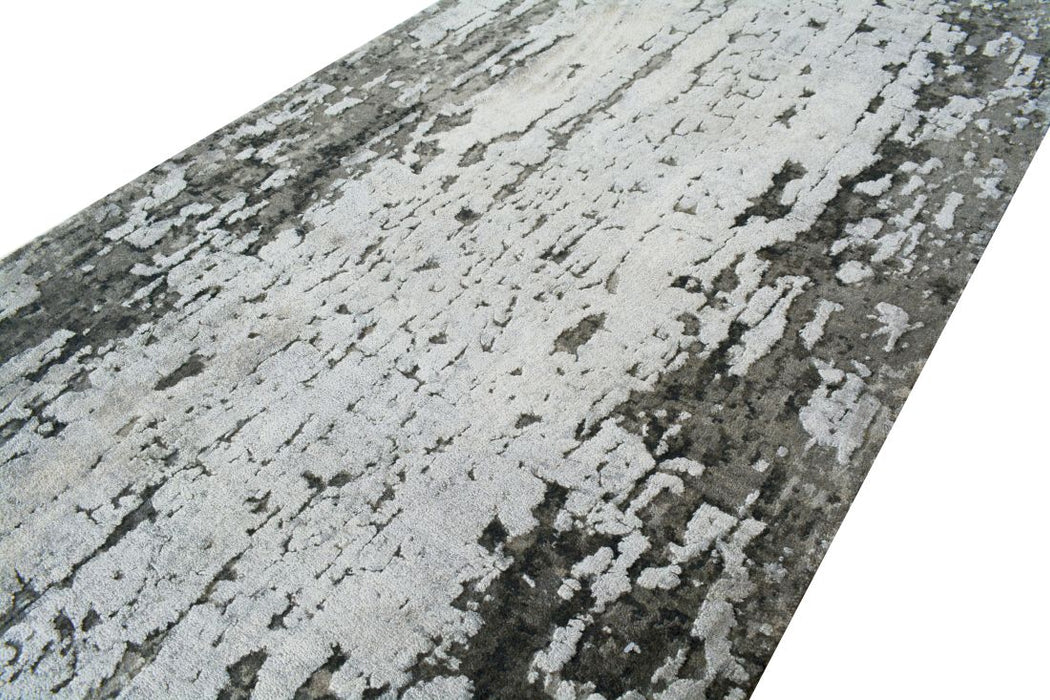 Moss 3x8 Grey/Silver Wool and Silk