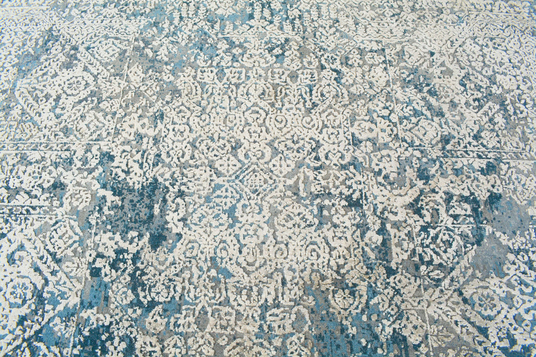 Intrecciare 8x10 Cobalt Blue Wool and Silk Embossed