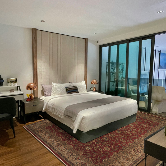 Premiere 9x12 Red/Beige Wool