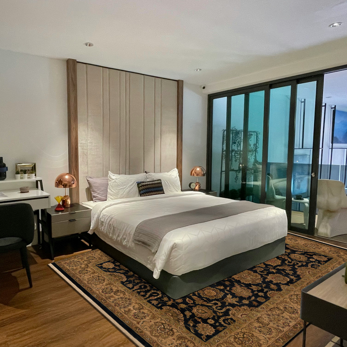 Immortelle Agra 9x12 Black and Gold