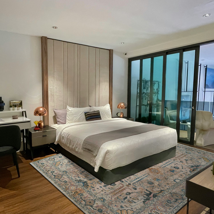 Return To Classic 9x12 Blue/Beige Wool