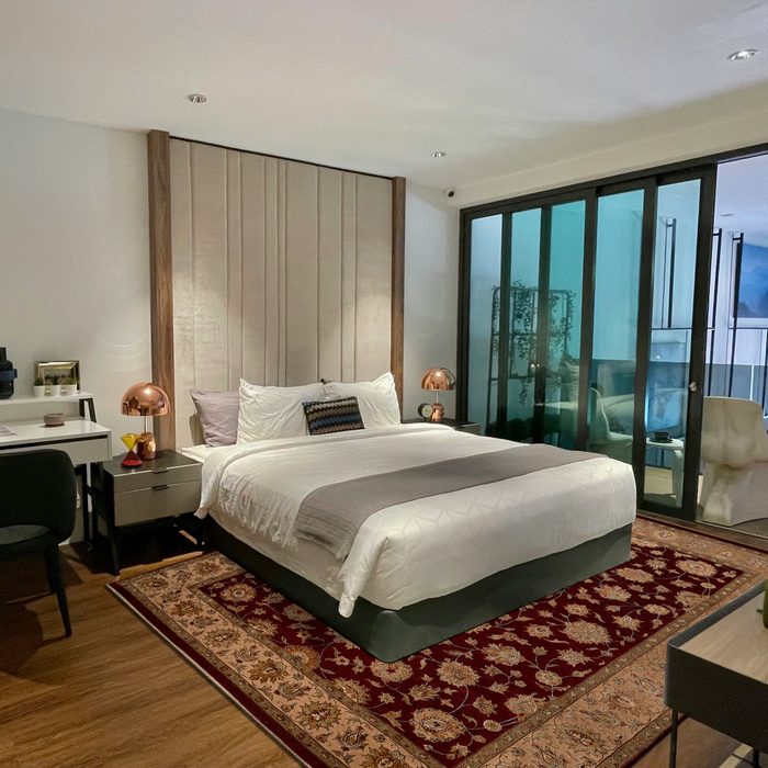 Reflection 9x12 Red/Beige Wool and Silk Embossed