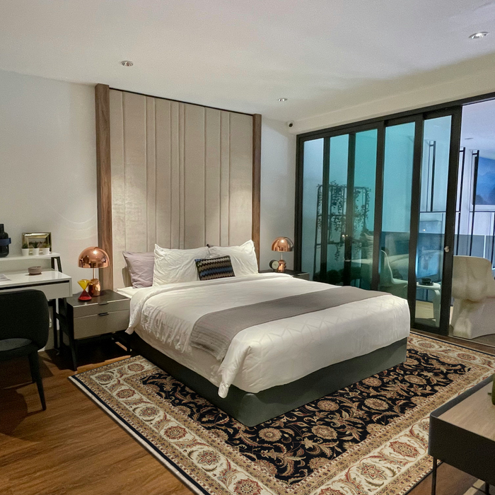 Indo Persian 9x12 Black/Beige Wool and Silk