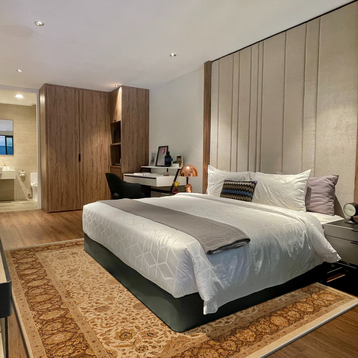 Enchante 9x12 Ivory-Brown Wool and Silk