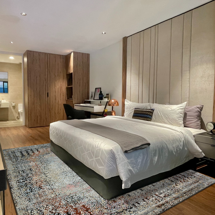 Regale 9x12 Wool and Silk Embossed