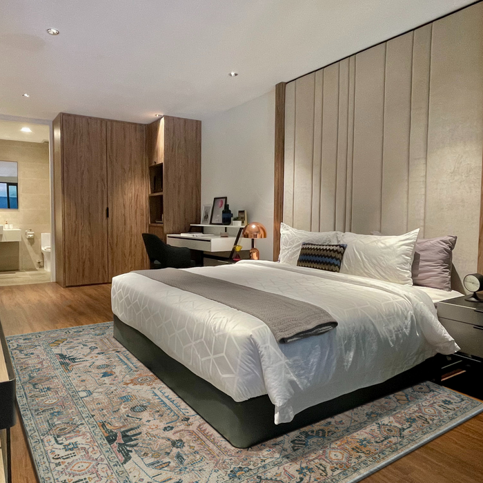 Return To Classic 9x12 Blue/Beige Wool