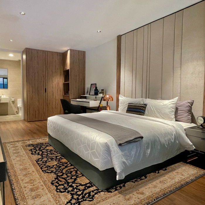 Reflections 9x12 Black/Gold Wool and Silk