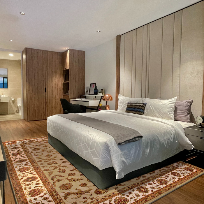 Elegance 9x12 Camel/Ivory Wool and Silk Embossed