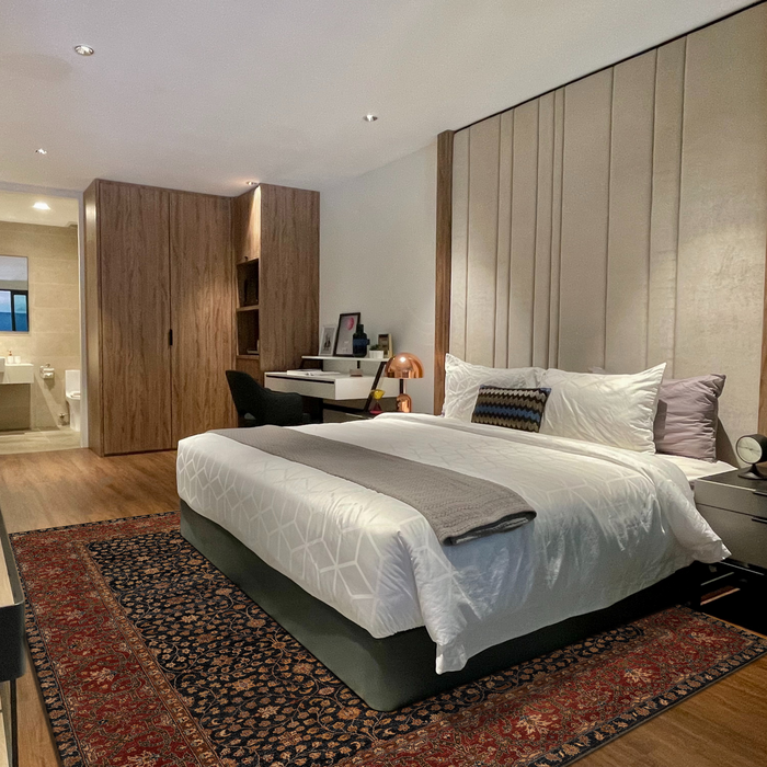 Elegance 9x12 Black/Red/Gold Australian and Ghazni Wool.