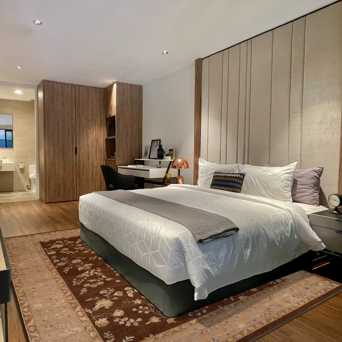 Reflections 9x12 Brown/Beige Raw Silk