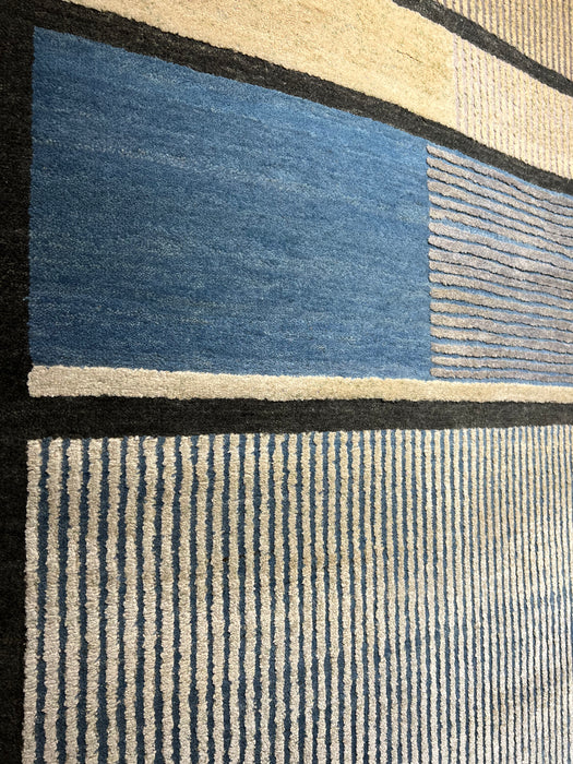 Bauhaus 8x10 Silk and Wool