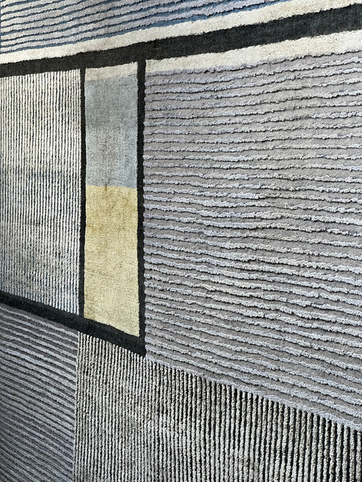 Bauhaus 8x10 Silk and Wool