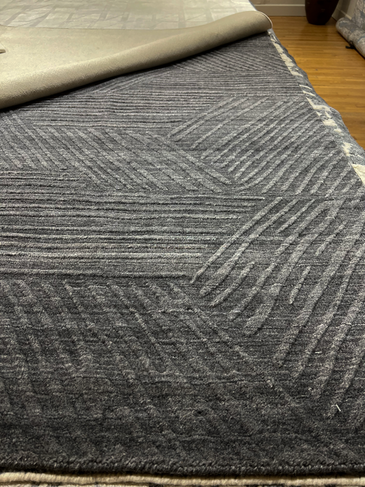 Kite No.4 5x6 Charcoal-Grey Wool