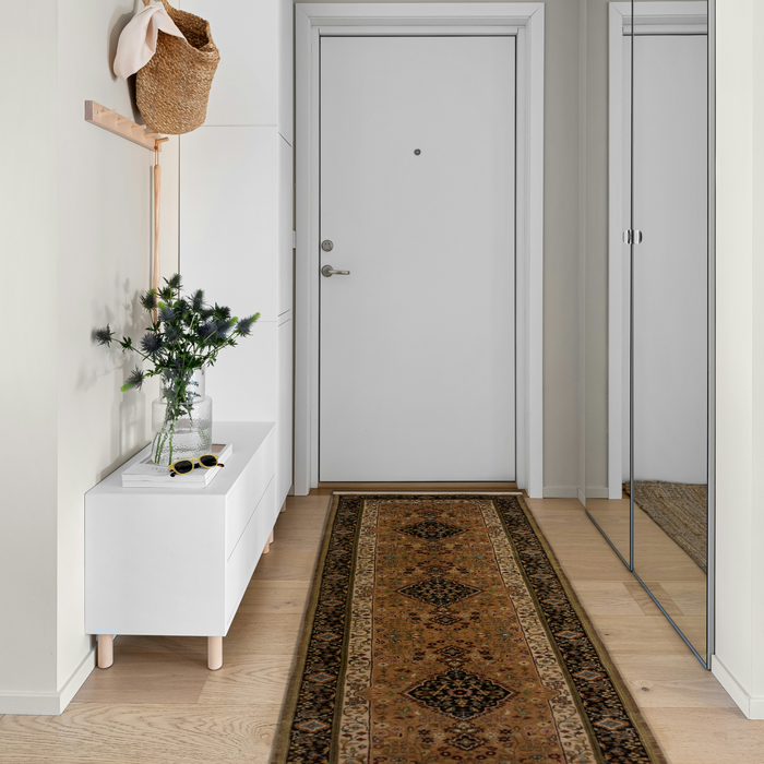 Shah Kashan 2.05x10 Beige/Black Wool C