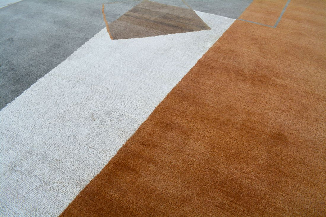 Sandstone 6x9 Charcoal/Rust Wool and Silk