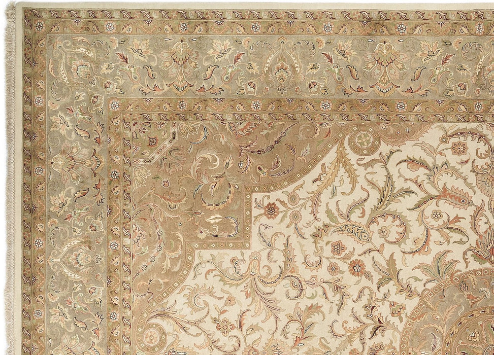 9x12 Indo Persian Varanasi Beige/Light Green Wool and Silk