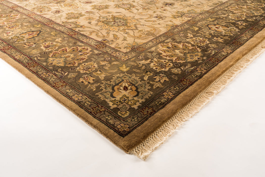 Premiere 8x10 Wheat/Brown Wool (B)