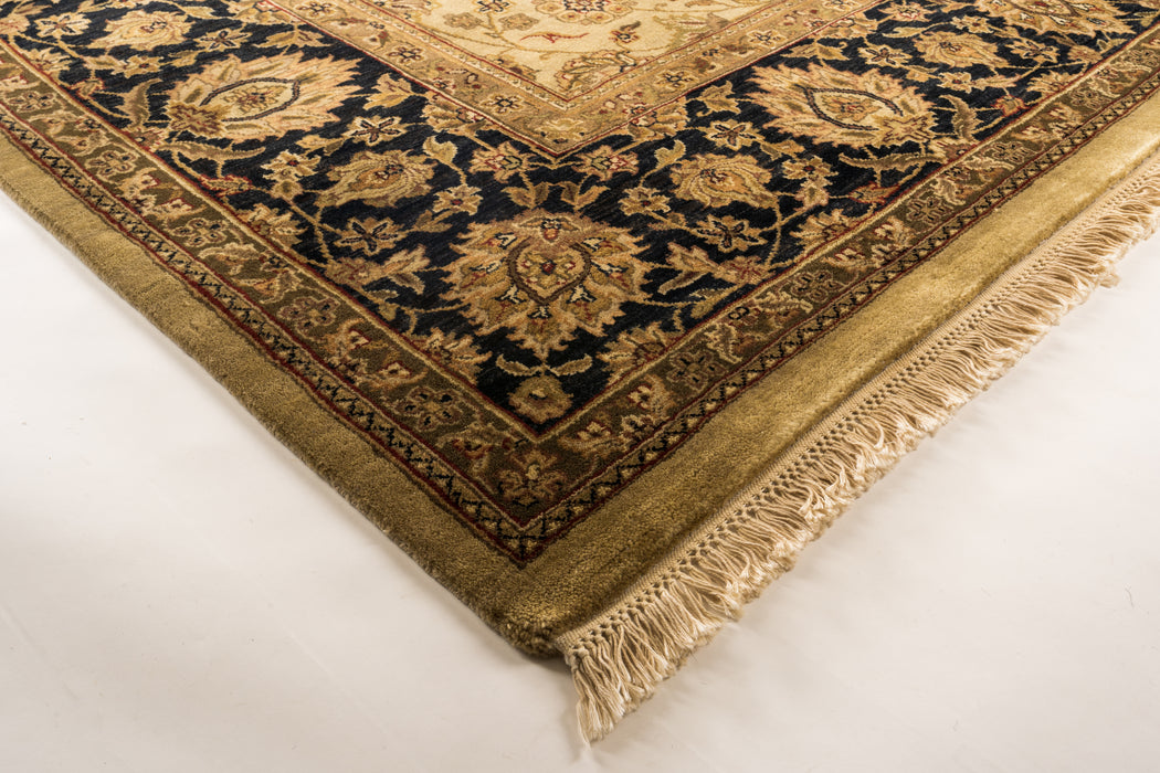 Premiere 9x12 Ivory/Black Wool