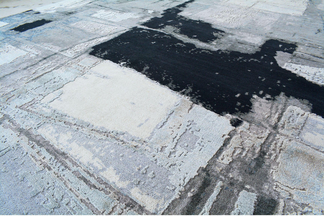 Guernica 6x9 Black/Ivory Wool and Silk