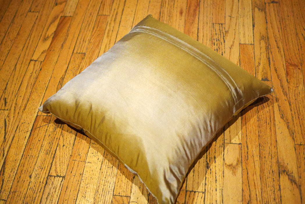 Green/Gold Polyester Cushion