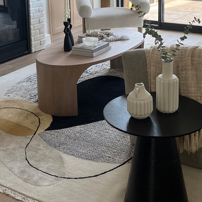 Hand-Knotted Persian vs. Nepalese Rugs. What is the Difference?