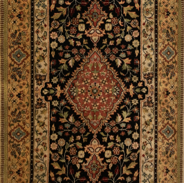 Shah Kashan 2.05x12 Beige/Black Wool A