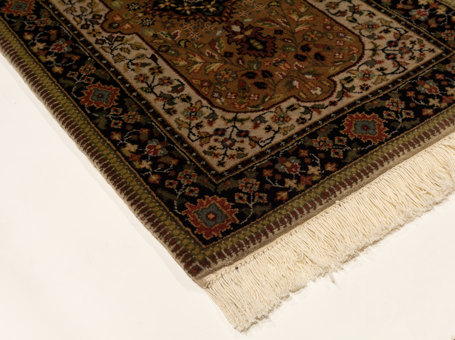 Shah Kashan 2x3 Beige/Black Wool