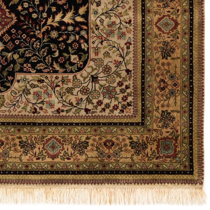 Shah Kashan 5x7 Black/Beige Wool