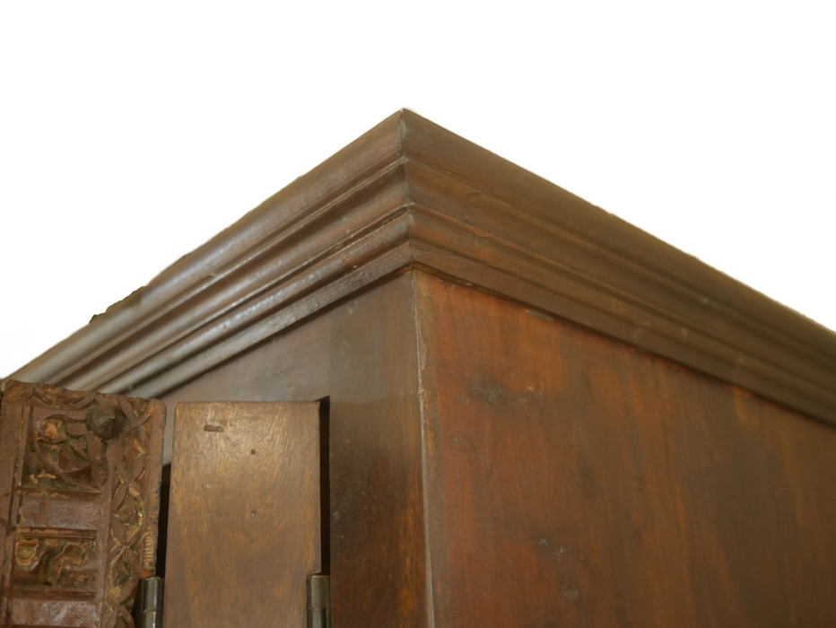 Large Almirah Dresser