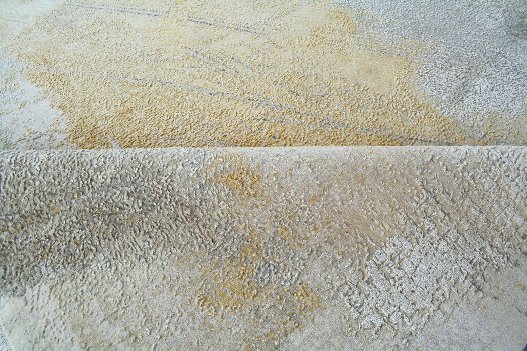 Gleam Yellow Gold and Charcoal