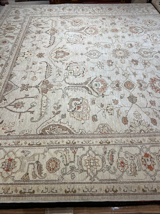 9x11 Chobi Beige/Ivory