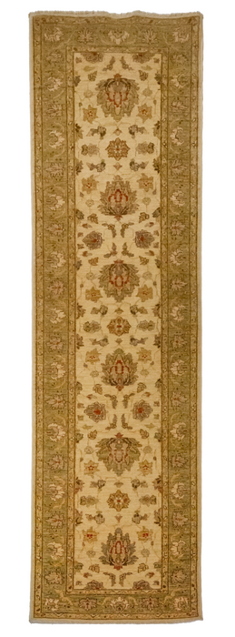 Chobi 2.5x10 Ivory/Green Ghazni Wool