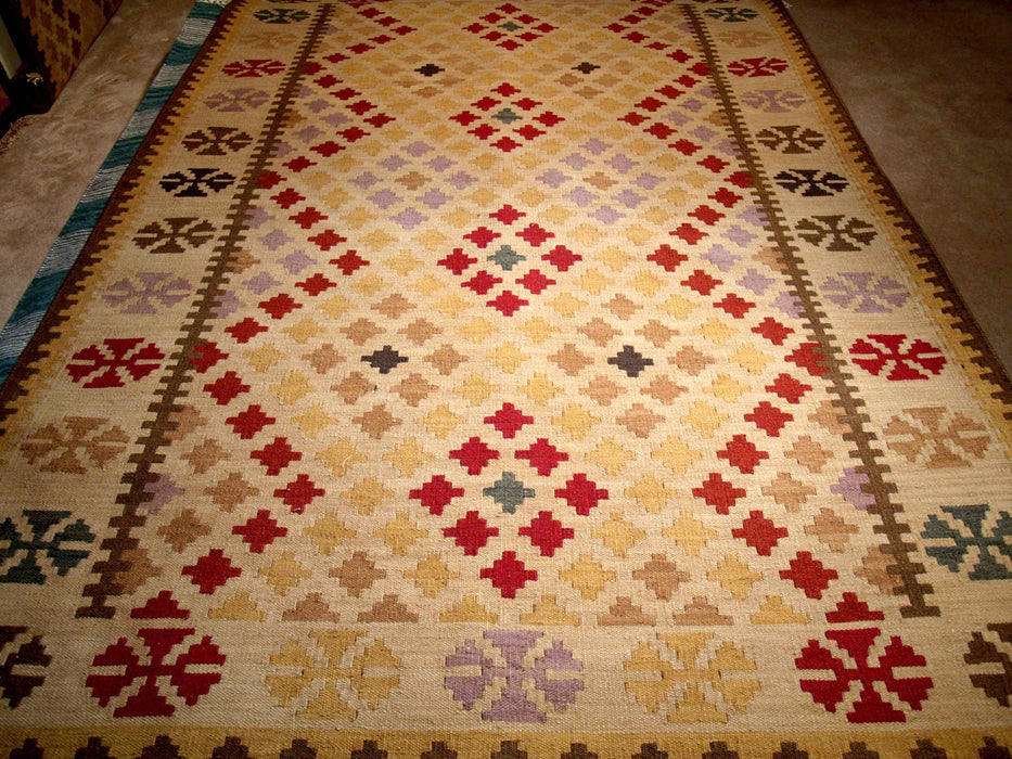 Assorted 5x8 Multi Wool
